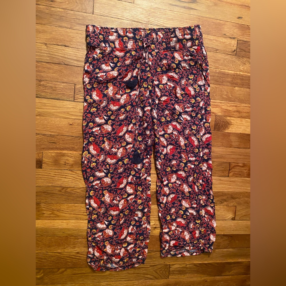 Patterned pants